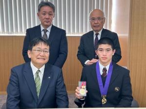 全国柔道選手権大会 出場報告 千葉経済大学付属高等学校 柔道部内山 留偉選手 表敬訪問
