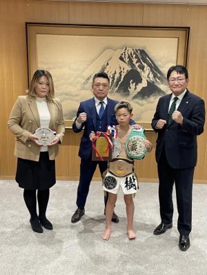 第2回THE TEMPEST U15男子キックトーナメント＜-30.0kg＞山川 樹選手 優勝報告 表敬訪問