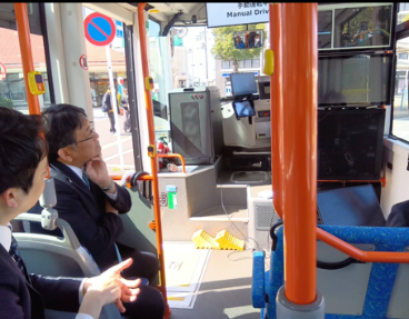 自動運転バス 試乗