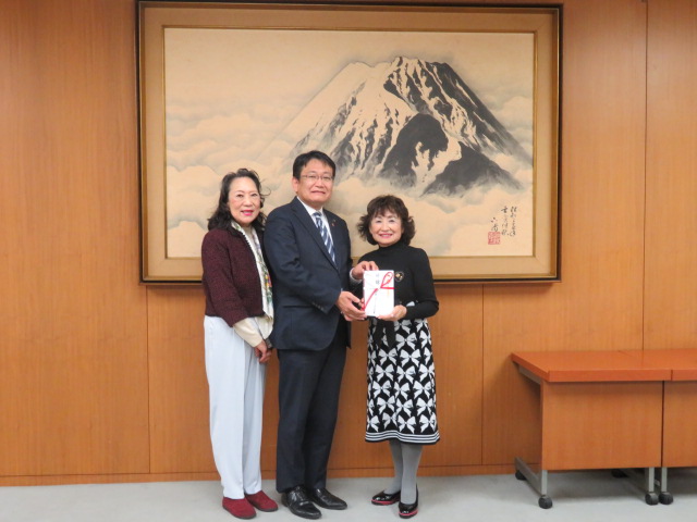 国際ソロプチミスト寄付