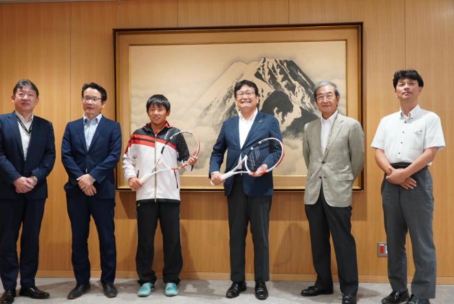 櫻井義浩選手全国選抜ジュニアテニス選手権大会U-14優勝報告