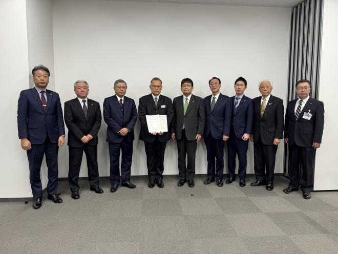 東日本旅客鉄道株式会社千葉支社京葉線のダイヤ改正に係る要望書手交