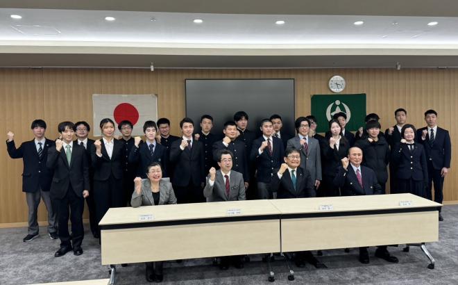 自衛隊入隊・入校予定者激励表敬訪問