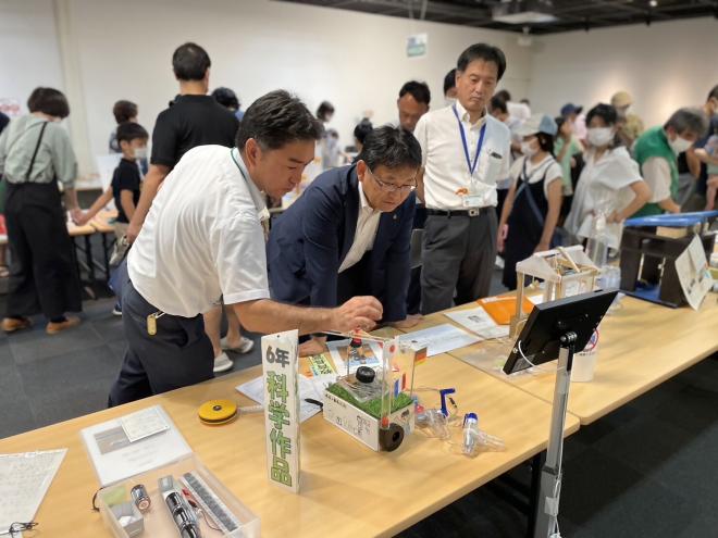 令和5年度第66回千葉市小・中・特別支援学校児童生徒作品総合展覧会【科学部門】視察