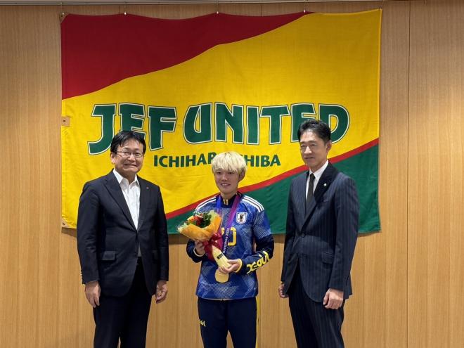 ジェフ千葉レディース大澤春花選手第19回アジア競技大会女子サッカー優勝報告