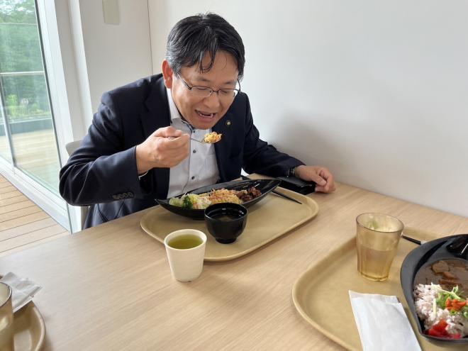 千葉市役所新庁舎食堂視察