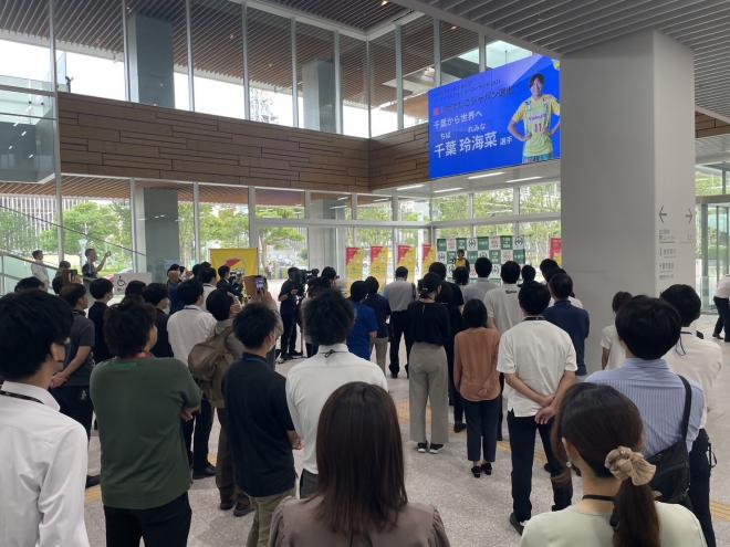 FIFA女子ワールドカップ代表千葉玲海菜選手表敬訪問