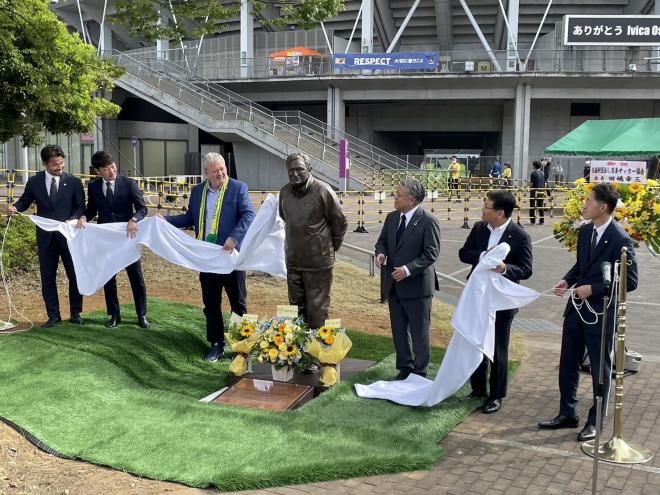 オシム元監督記念モニュメント除幕式