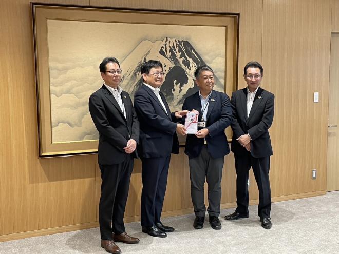 株式会社トヨタユーゼック寄附金寄贈式