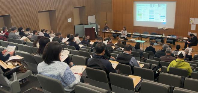 おゆみ野地区町内自治会連絡協議会で行われたちばレポ教室の写真です。2枚目