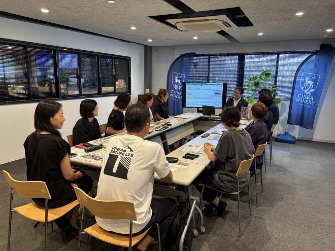 株式会社トミオホールディングス、幕張PLAY株式会社