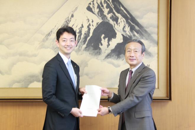 人材育成のあり方に係る提言書の提出