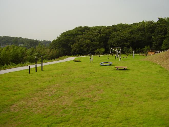 川辺の広場