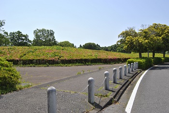 第2駐車場へと向かう園路