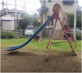 滑り台（交換前）