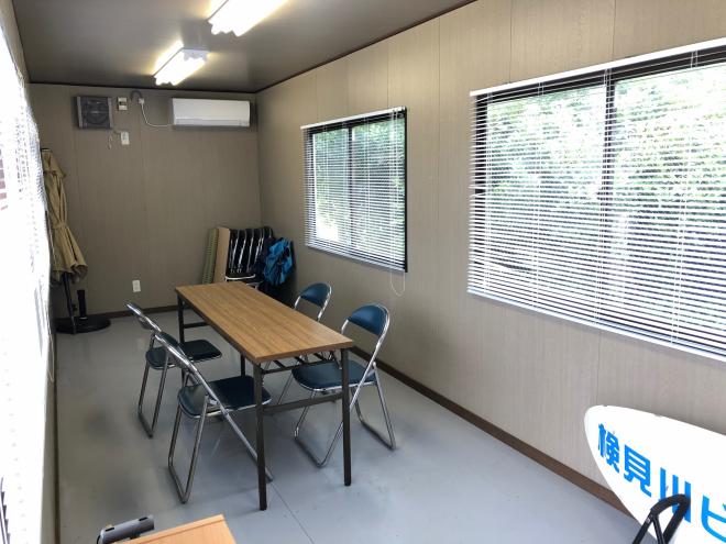 ビーチステーション室内