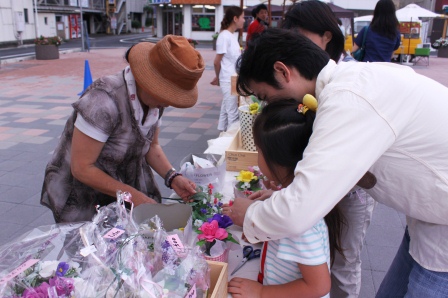 201509西口マルシェ店舗4