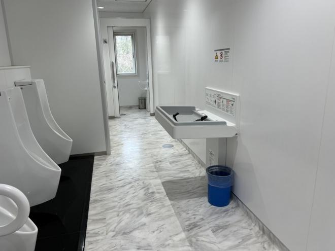科学館トイレ2F科学館男性2