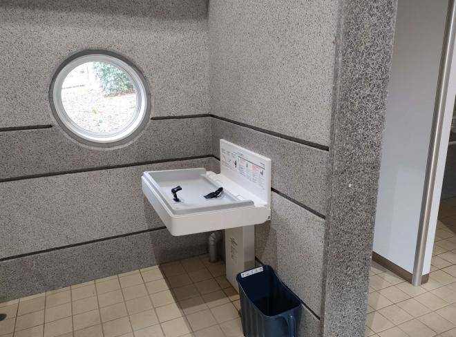 北口女性用トイレ2