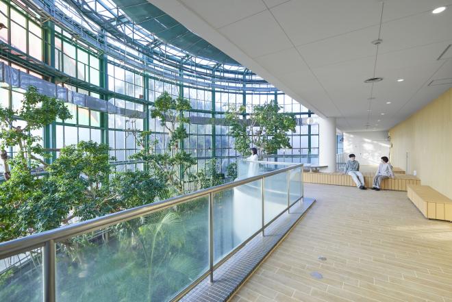 バードホール2階